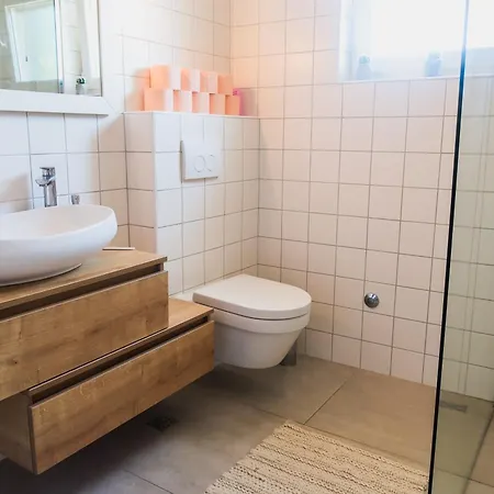 Tara Villa Sveti Filip i Jakov