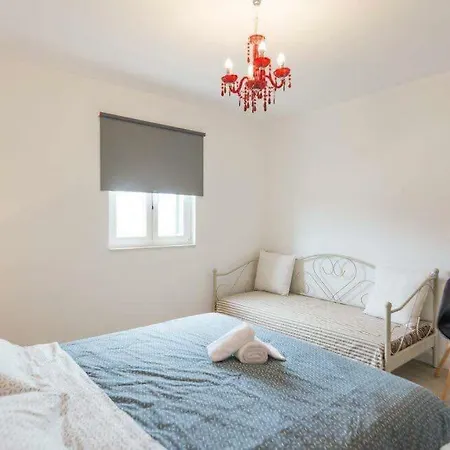 Tara Villa Sveti Filip i Jakov