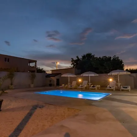 Tara Свети-Филип-и-Яков