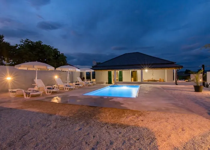 Villa Tara *